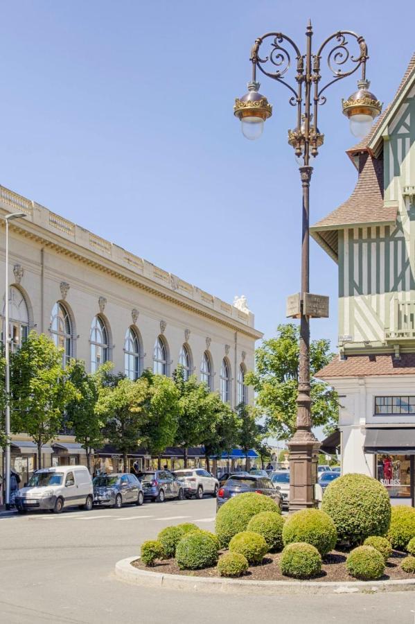Castel Saint Clair - Trois Pieces - Deauville Centre Екстериор снимка